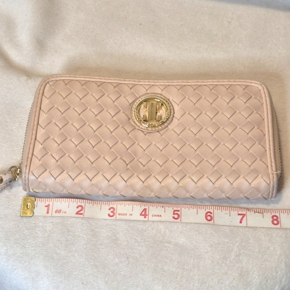 Woven Continental Zip Around Wallet Faux-Leather Light Pink By Expressions - Picture 4 of 9